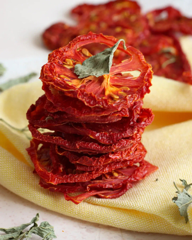 گوجه خشک